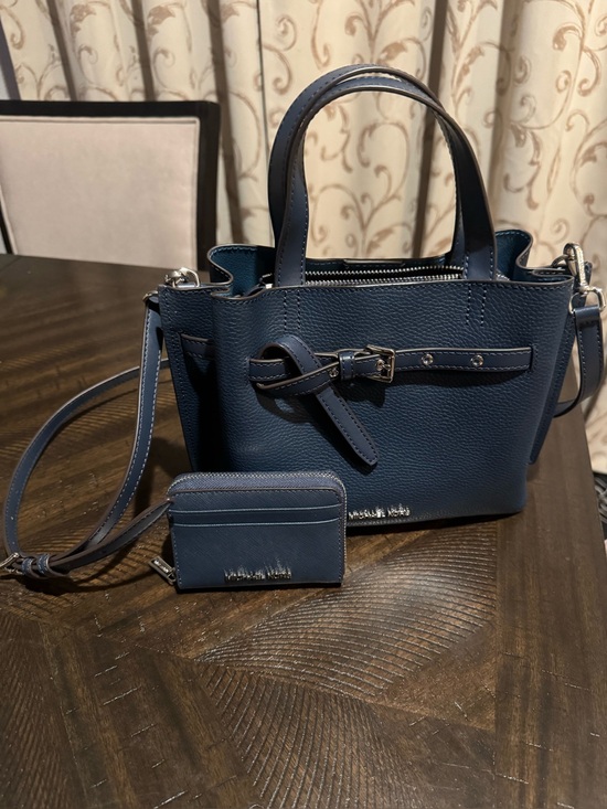 Michael Kors Handbags - Michael Kors Navy Leather Small Satchel with Card Case
